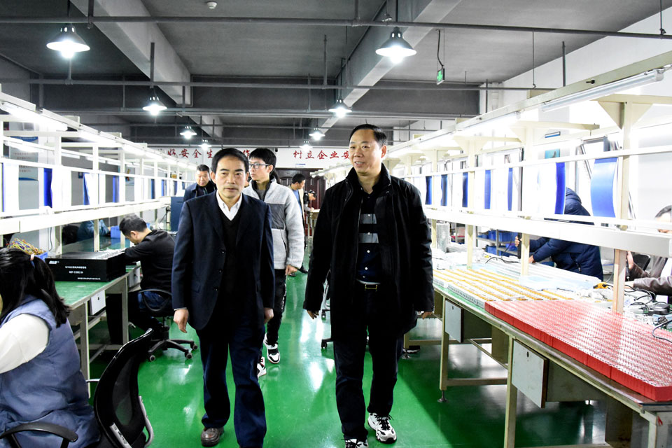 竹溪县政府领导调研荣耀体育游戏平台