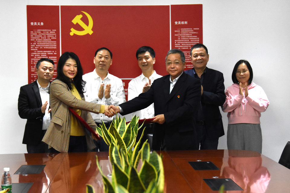强强联合 共创未来 |荣耀体育游戏平台防雷与中国能建湖南院签订战略合作协议